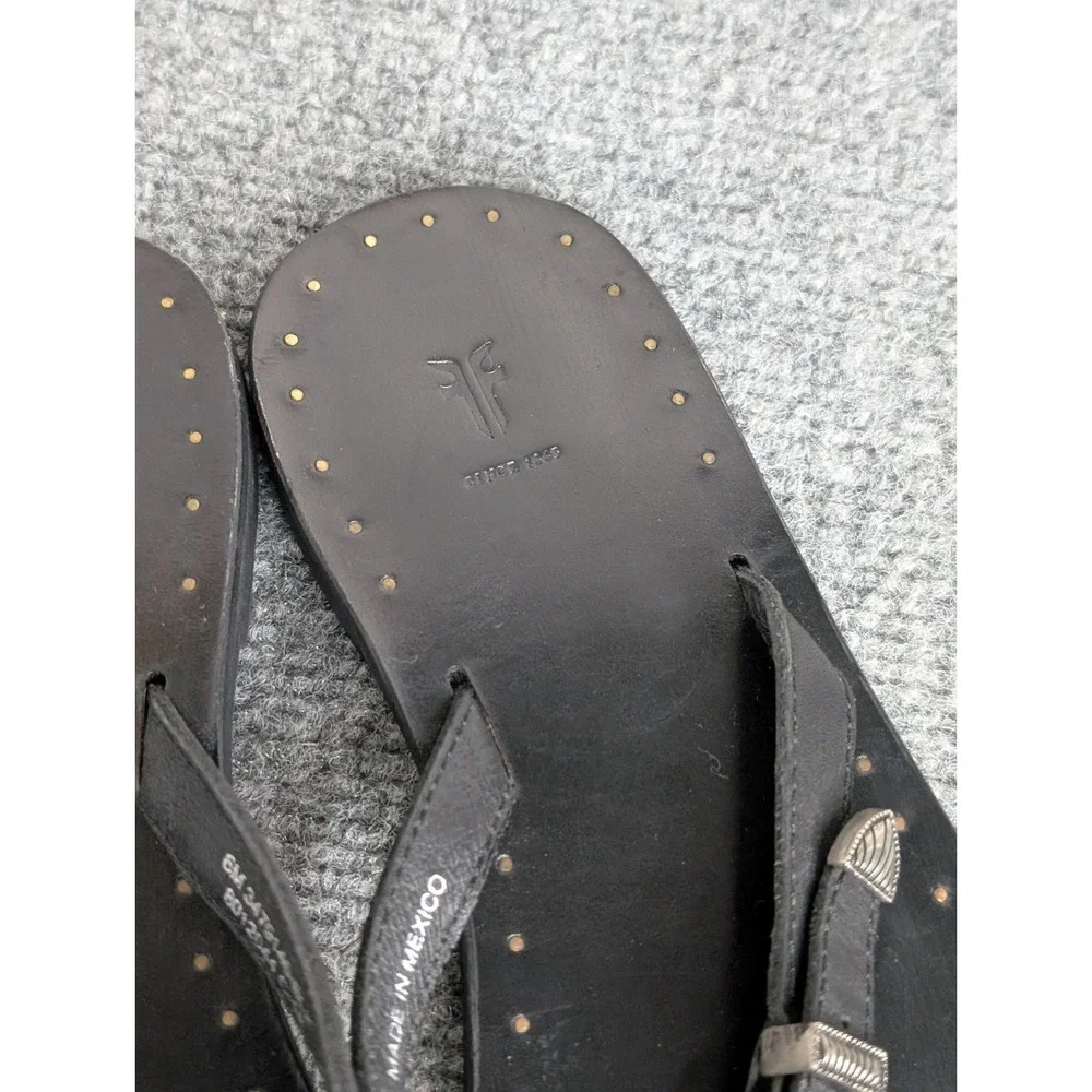 Frye Boots Women's Leather Thong Flip Flop Black Sandals Western Buckle Size 6 M